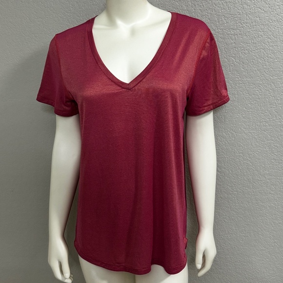 Lululemon Athletics Work Out Shirt - Picture 1 of 7